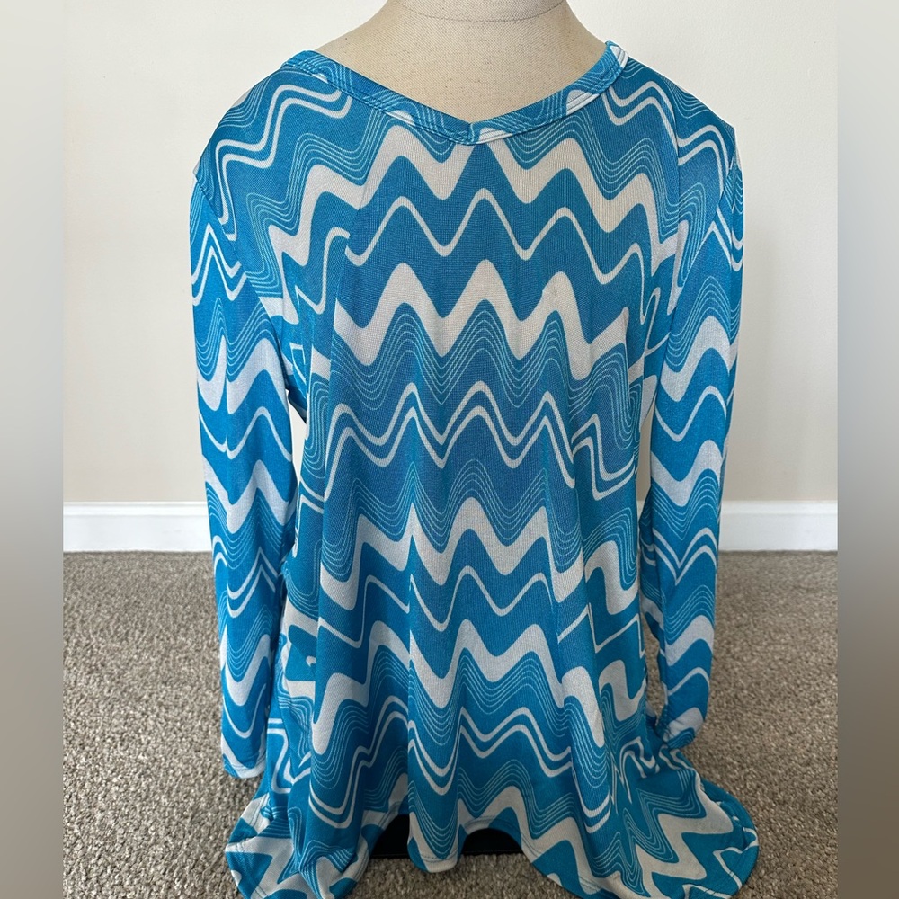 Cubism v-neck top